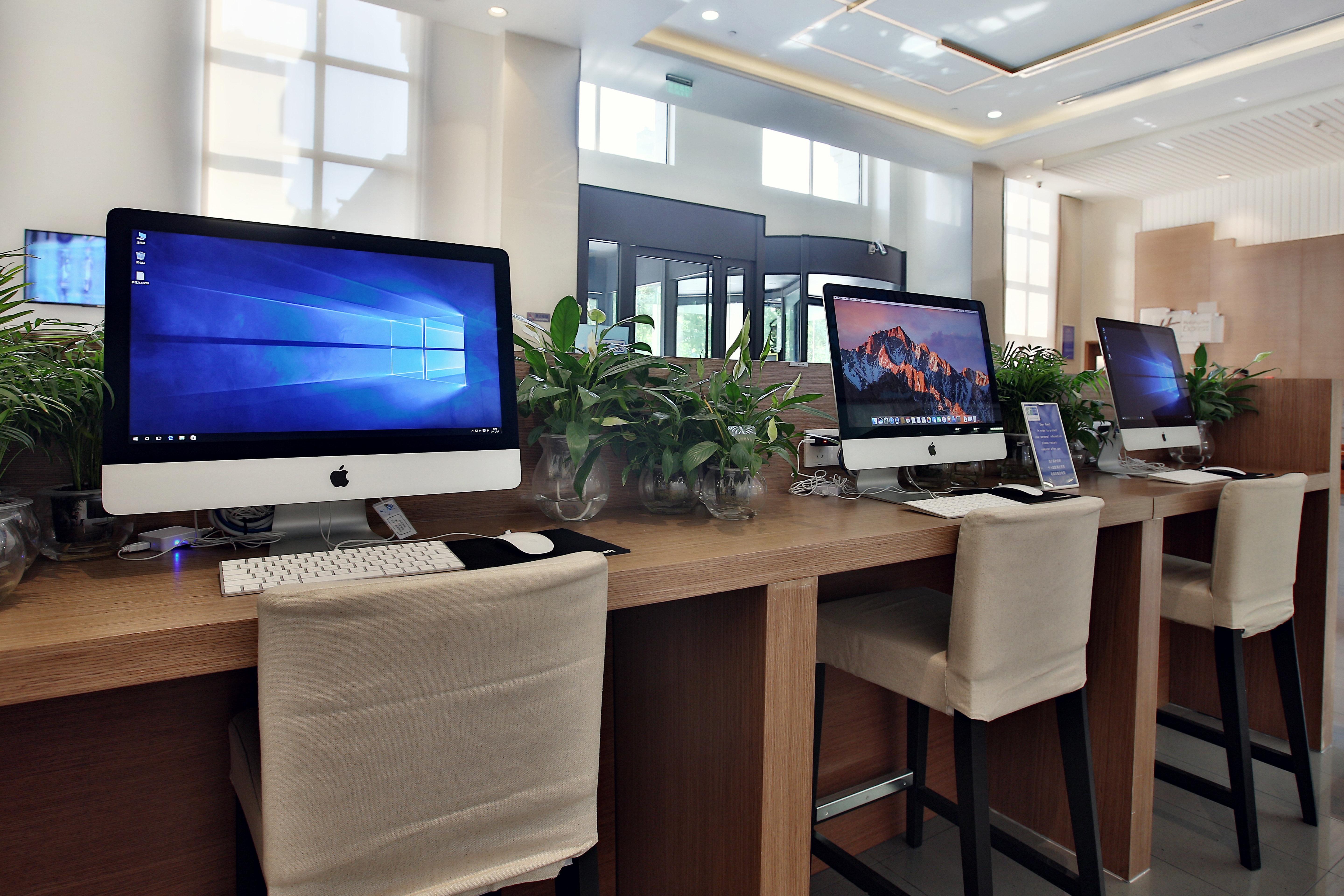 Holiday Inn Express Langfang Park View By Ihg Bagian luar foto
